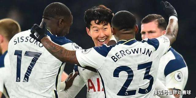 国际比赛日纽卡斯尔调整名单以备CBA常规赛,战术微调环节打磨,悬念犹存,年轻球员得到机会(任骏威加盟上海男篮) 国际比赛日纽卡斯尔调整名单以备CBA常规赛,战术微调环节打磨,悬念犹存,年轻球员得到机会(任骏威加盟上海男篮)